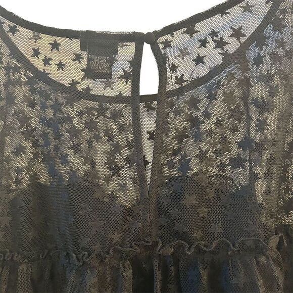 Torrid Plus Size 4 Black Star Mesh Overlay Blouse Short Sleeve Casual - Picture 10 of 12